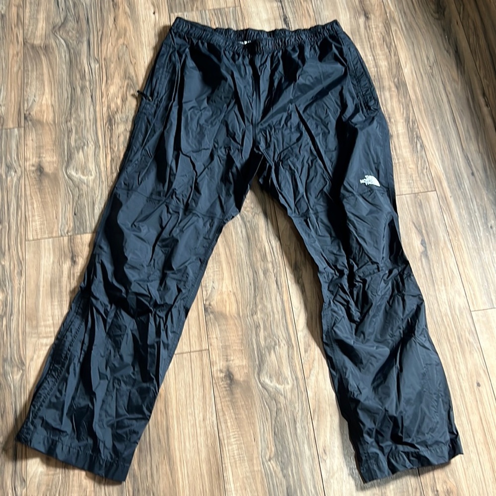 The North Face wind break sweat pant size 2XL